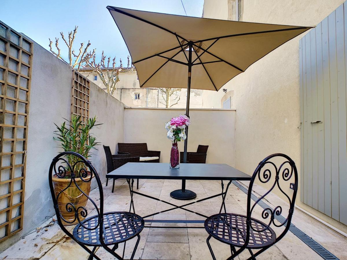 Appartement Avec Terrasse En Centre Ville De Saint Remy De Provence Luaran gambar